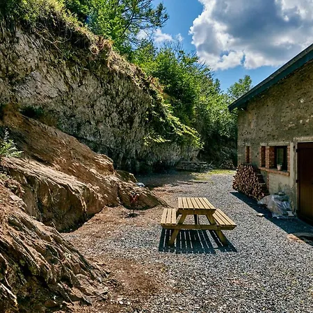 Le Rocher Du Hébergement de vacances